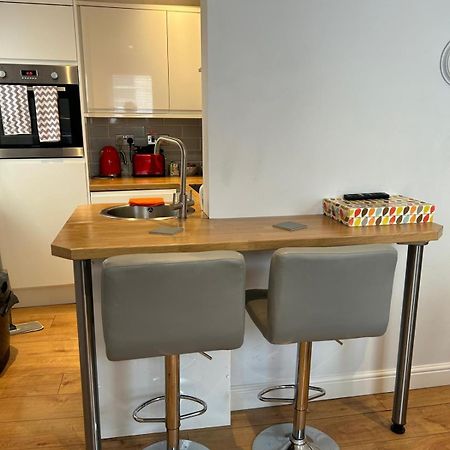 Jaskar Studio 2 Cheltenham Extérieur photo